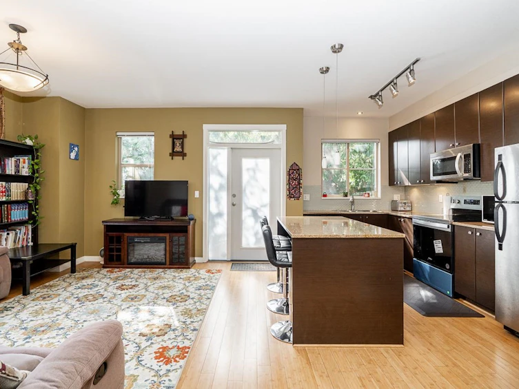 1-6033 168 Street, Surrey, BC, V3S 3X7 - 15