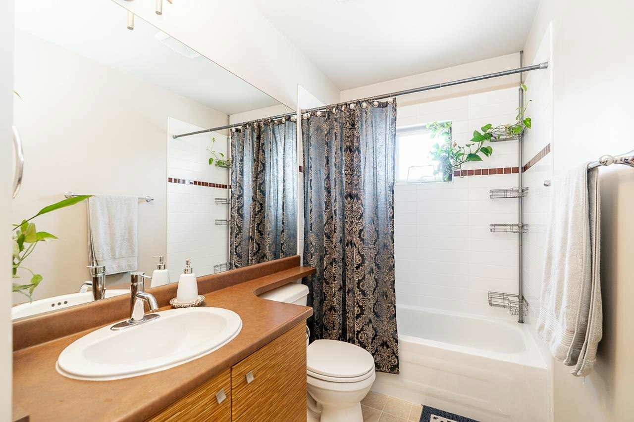 1-6033 168 Street, Surrey, BC, V3S 3X7 - 30