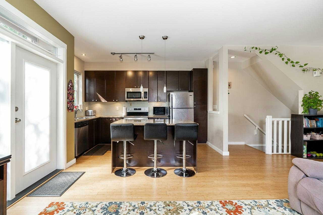 1-6033 168 Street, Surrey, BC, V3S 3X7 - 16