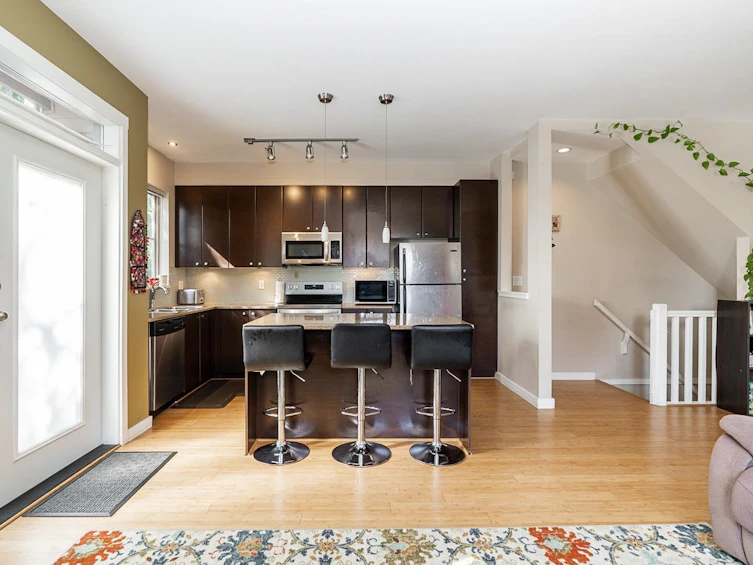 1-6033 168 Street, Surrey, BC, V3S 3X7 - 16