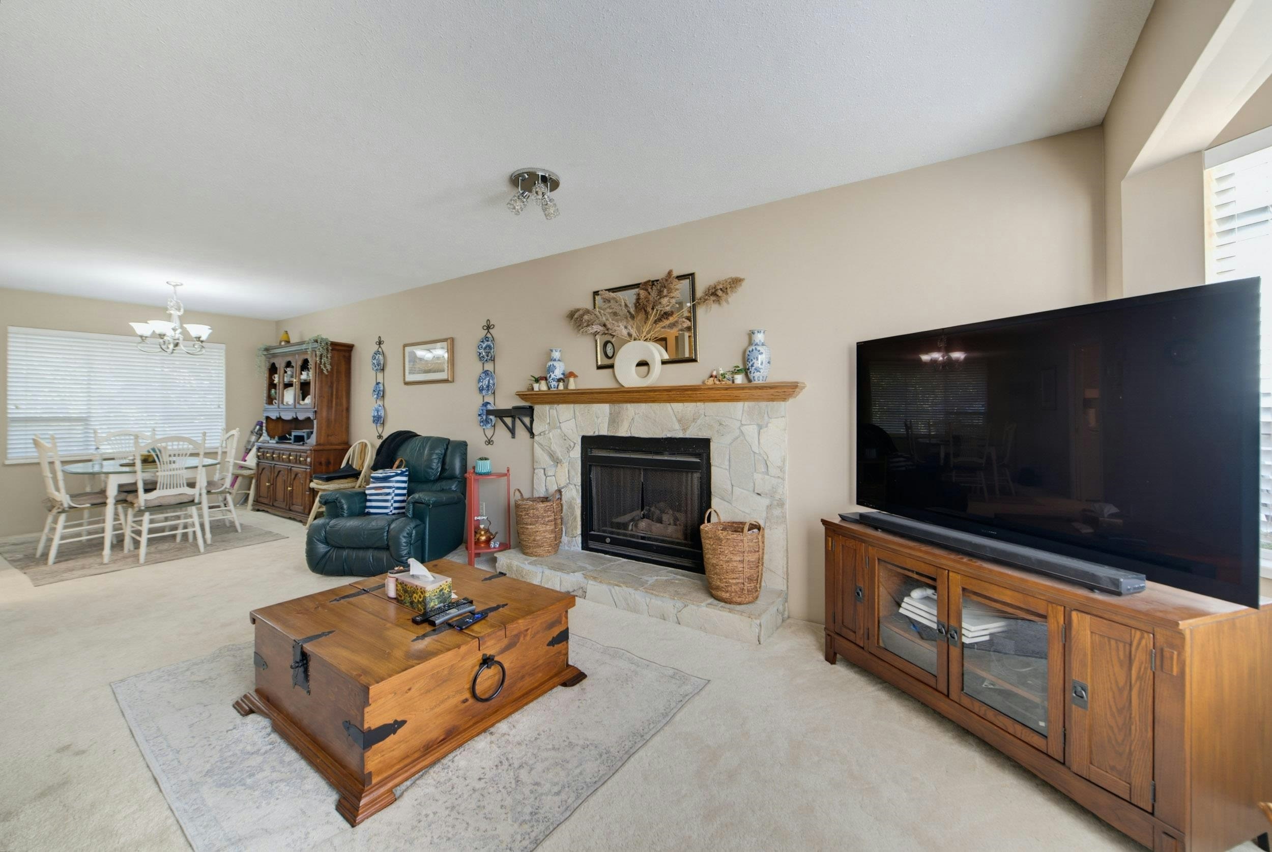36042 Southridge Place, Abbotsford, BC, V3G 1E2 - 6