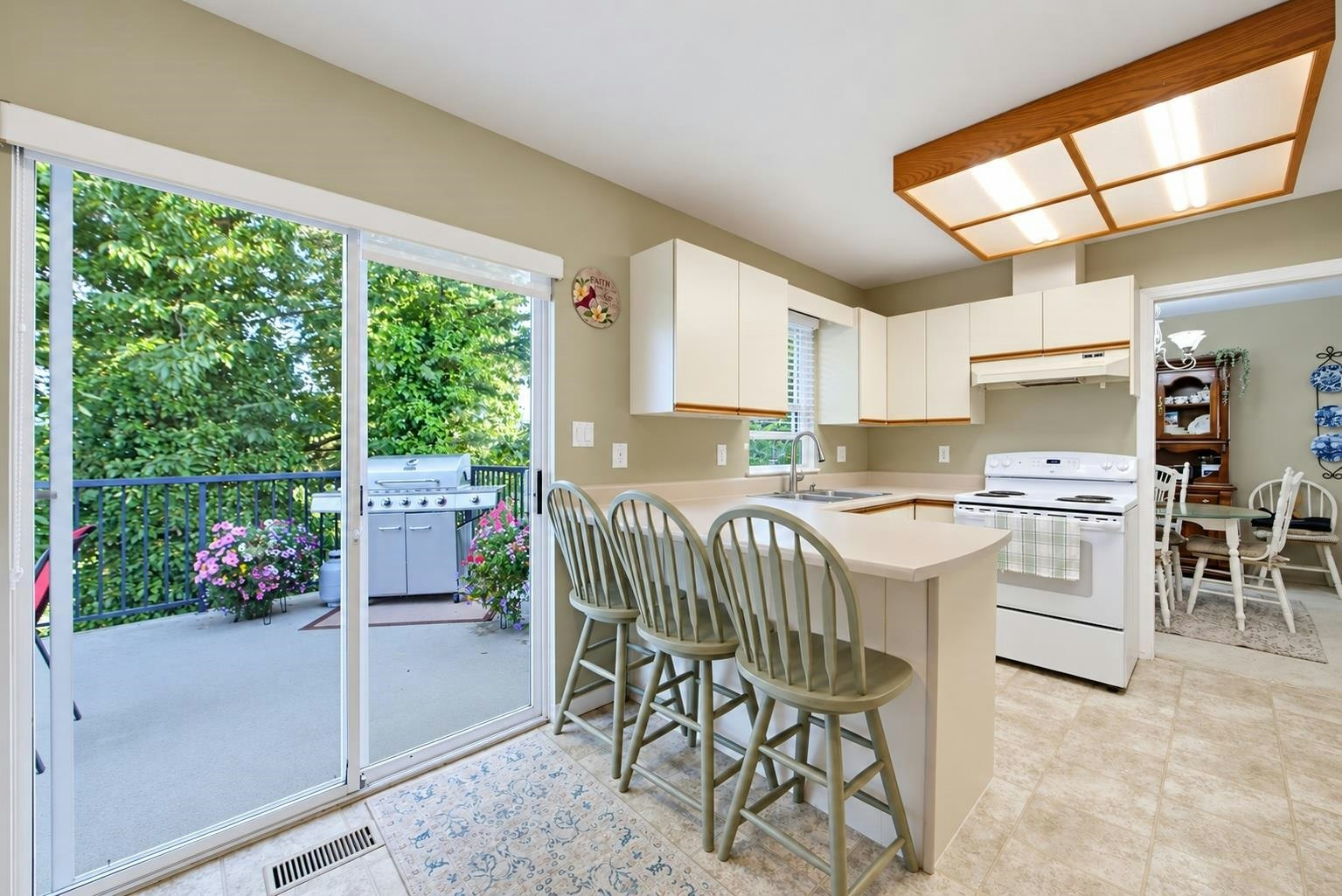 36042 Southridge Place, Abbotsford, BC, V3G 1E2 - 22
