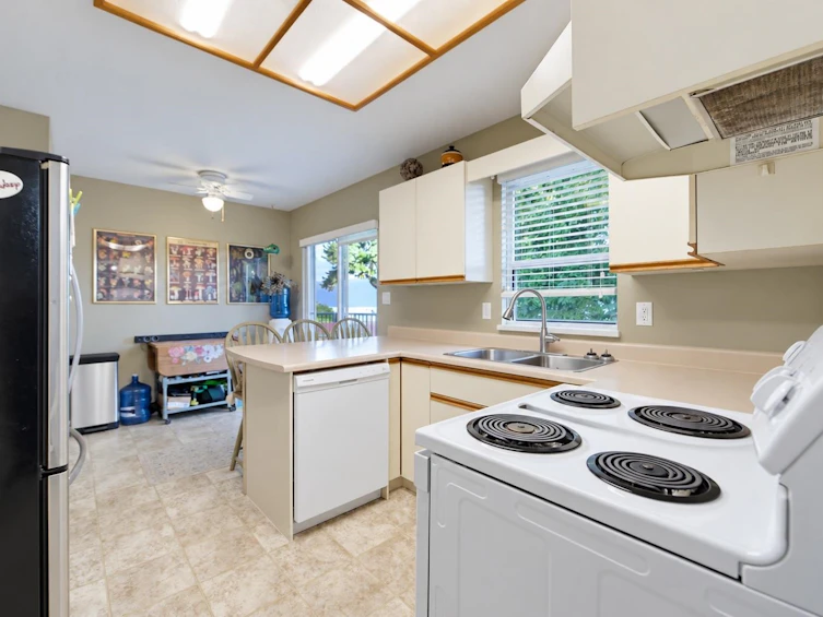 36042 Southridge Place, Abbotsford, BC, V3G 1E2 - 19