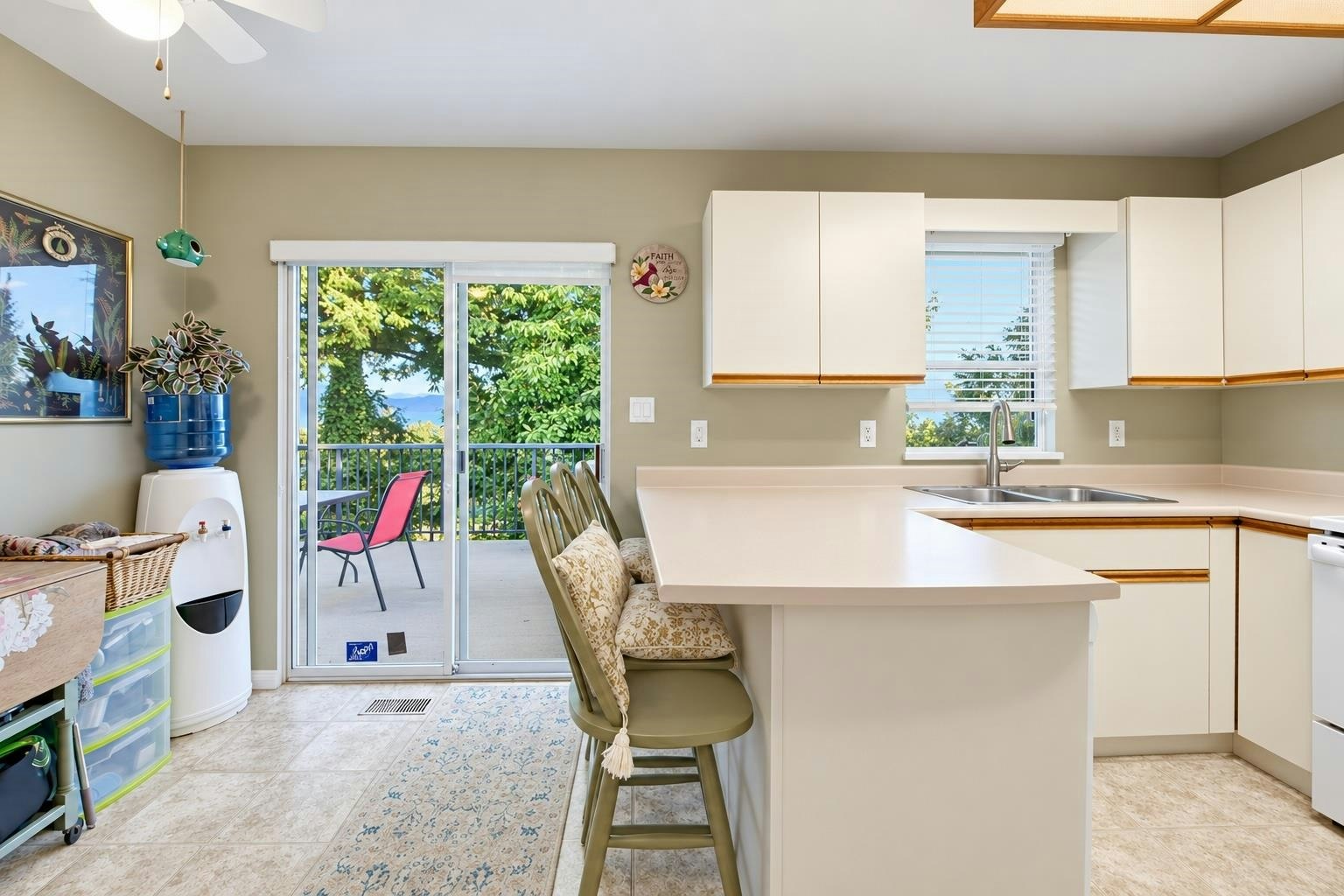 36042 Southridge Place, Abbotsford, BC, V3G 1E2 - 23