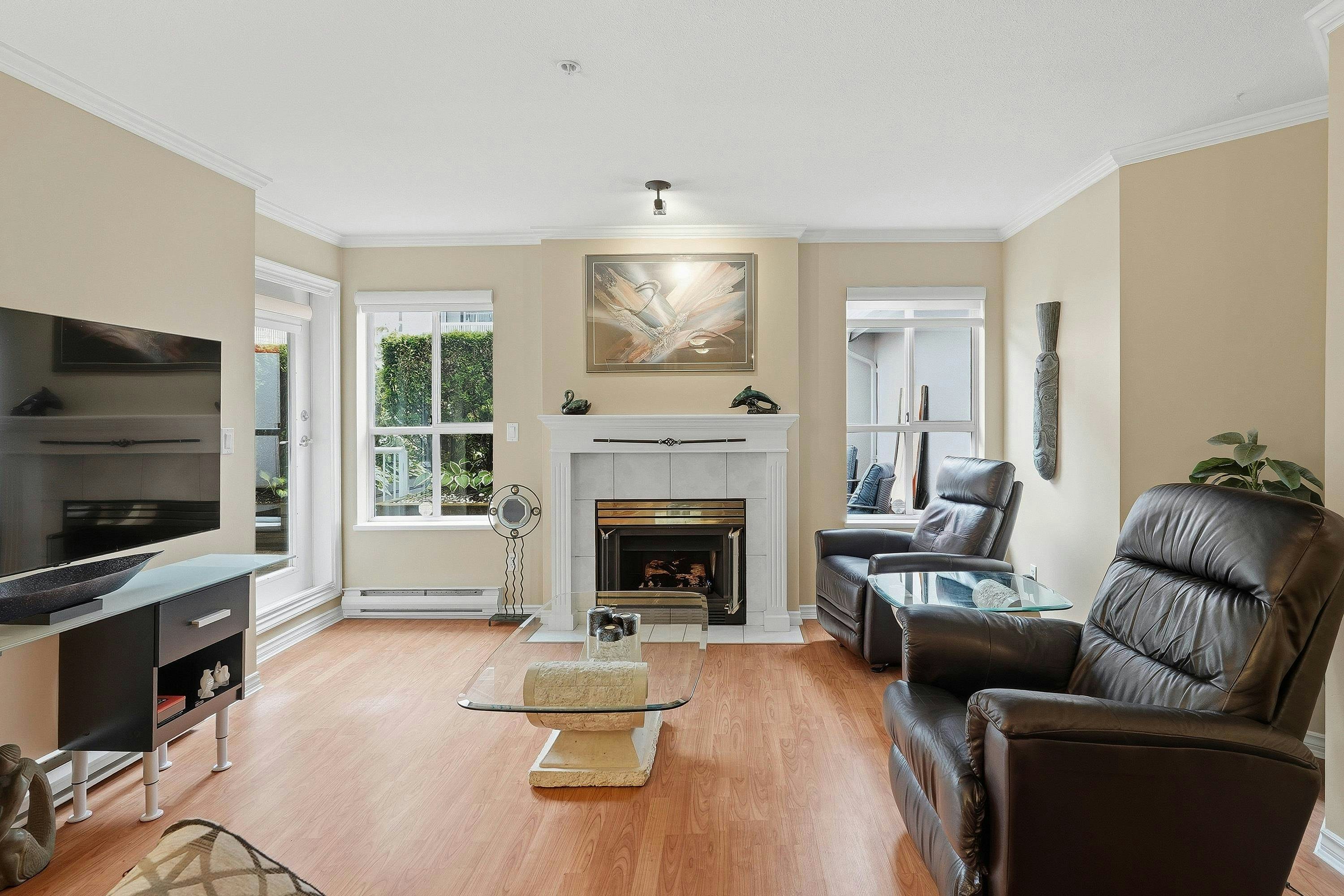 15272 20 Avenue, Surrey, BC, V4A 2A3