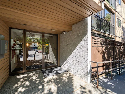 212-2245 Wilson Avenue - 5
