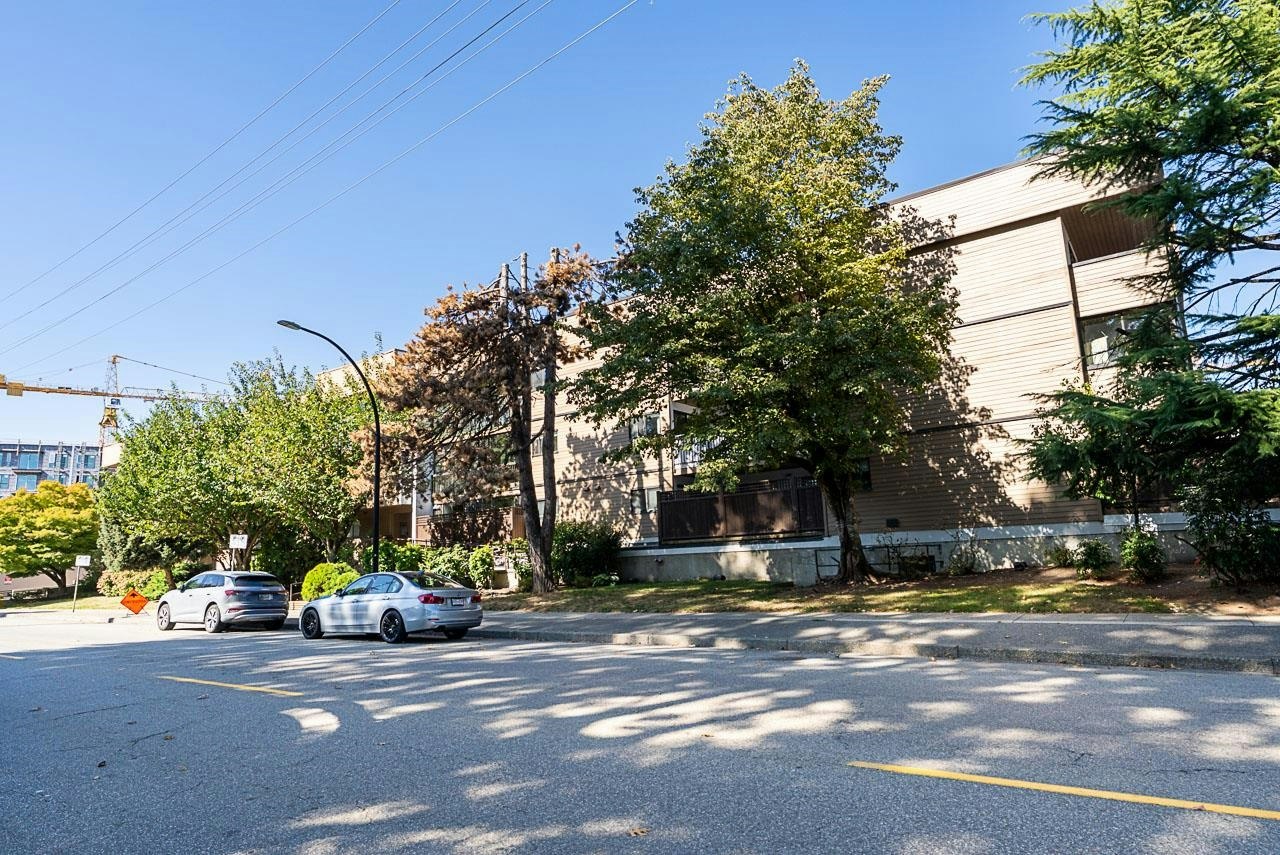 212-2245 Wilson Avenue - 2