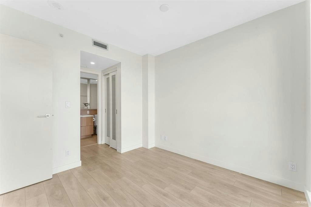 1902-13318 104 Avenue, Surrey, BC, V3T 0R2 - 11