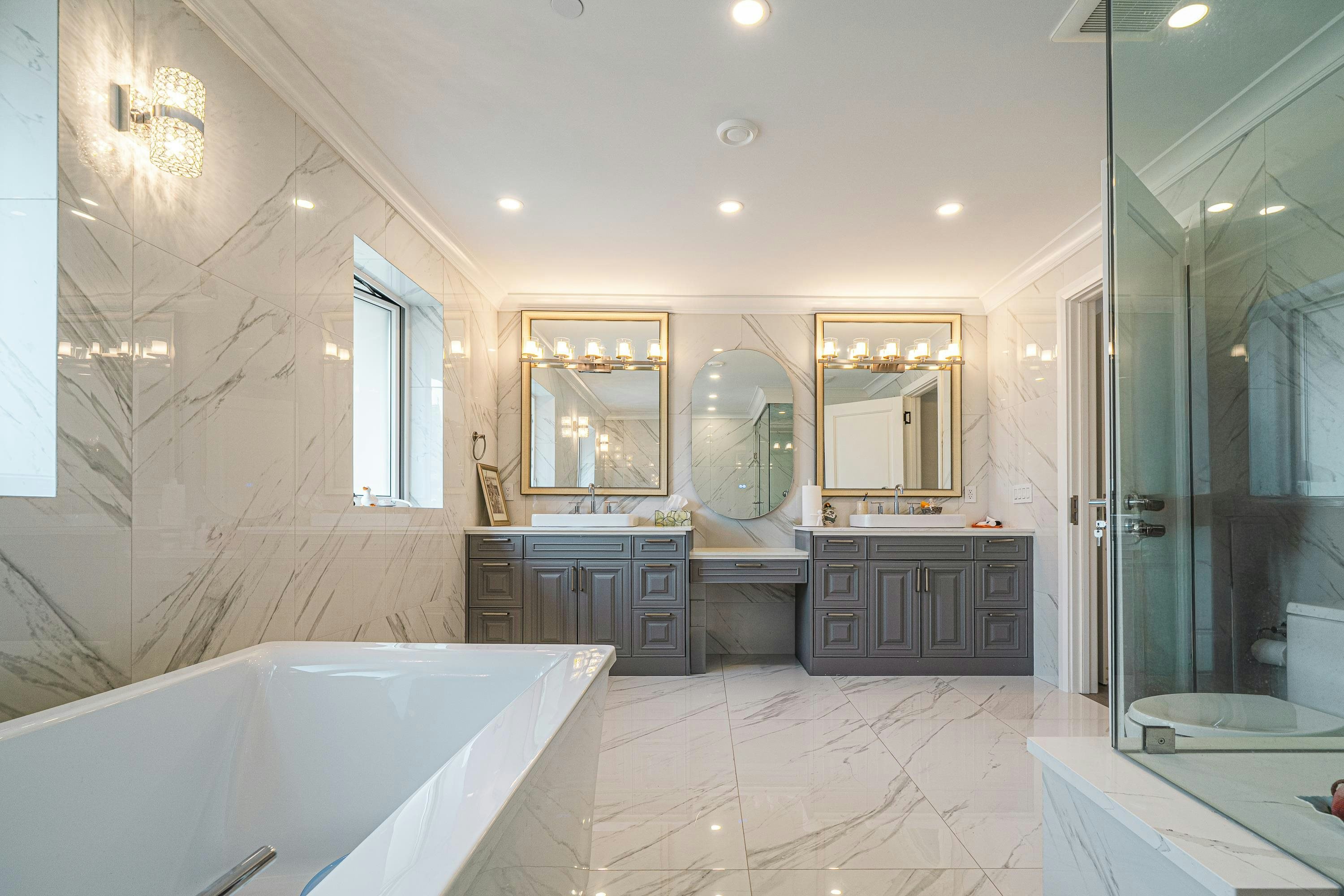 1048 Handsworth Road, North Vancouver, BC, V7R 2A6 - 37