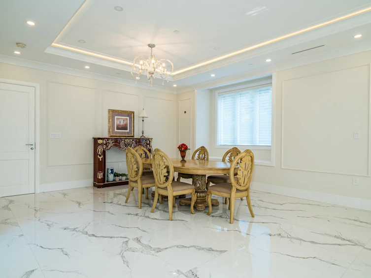 1048 Handsworth Road, North Vancouver, BC, V7R 2A6 - 11