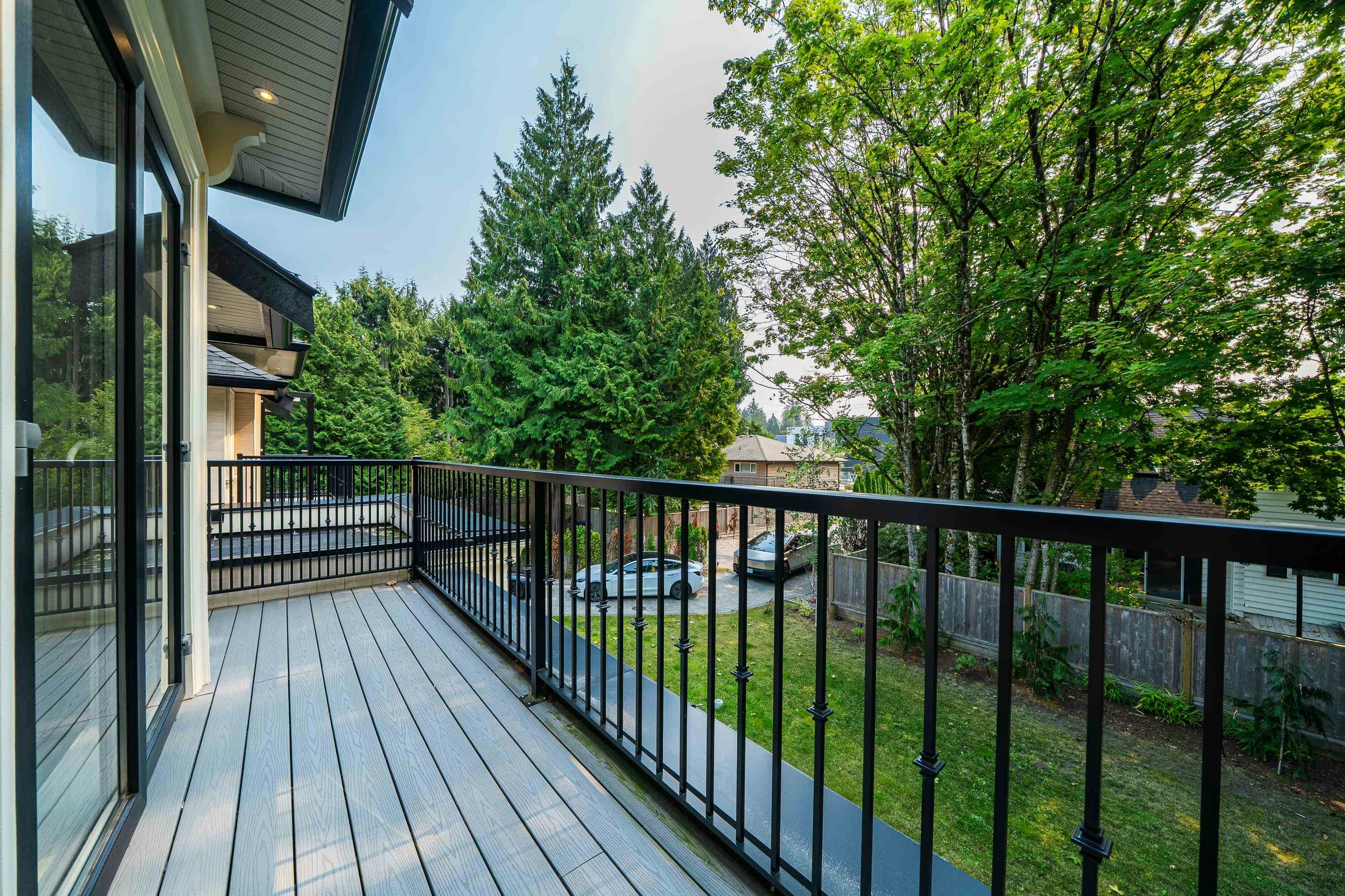 1048 Handsworth Road, North Vancouver, BC, V7R 2A6 - 34