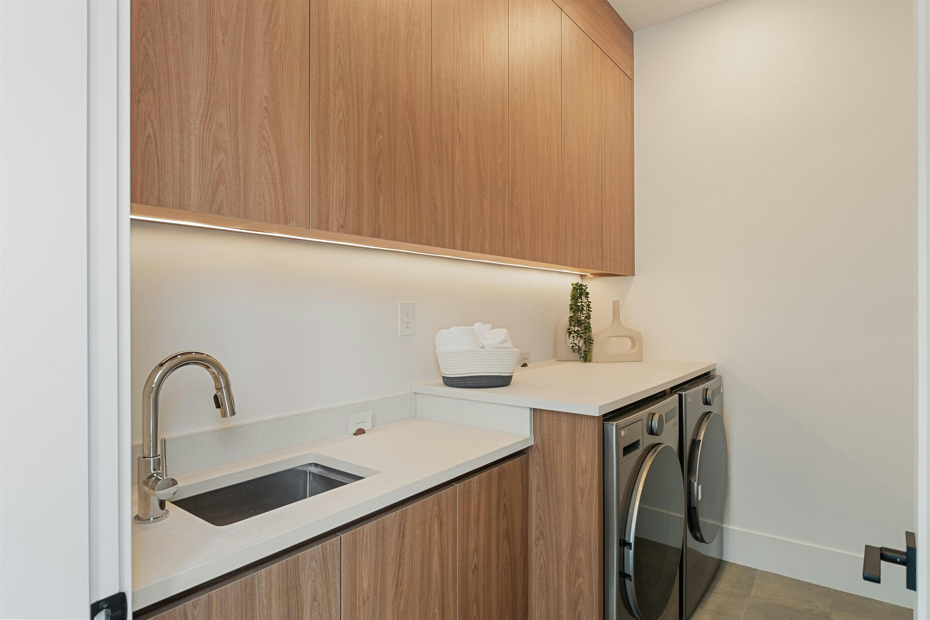 948 W 57th Avenue, Vancouver, BC, V6P 1S3 - 18