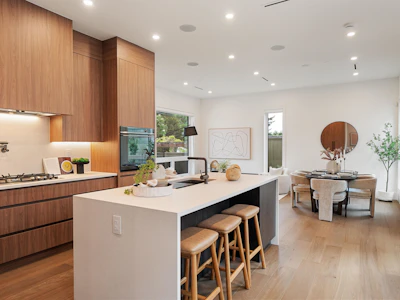 948 W 57th Avenue - 3