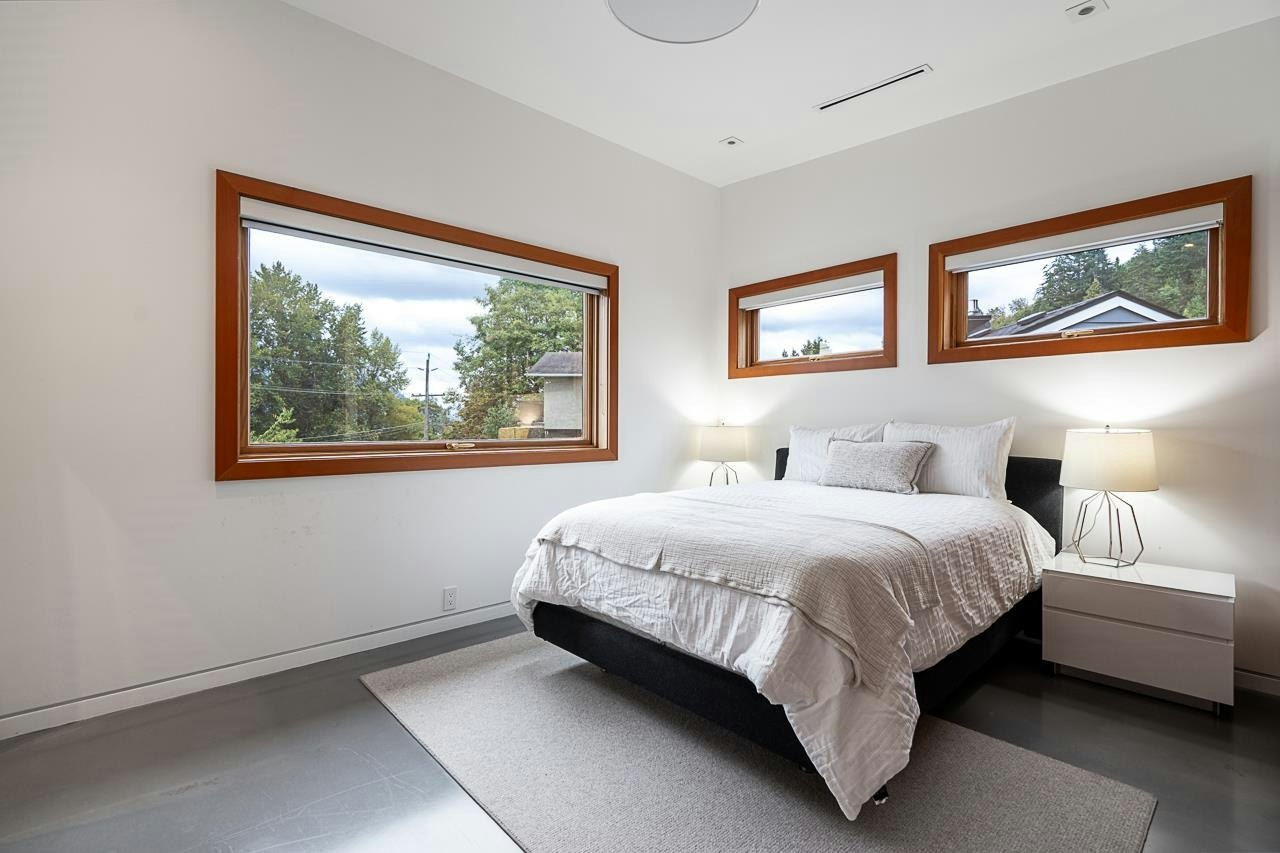 7317 Barnet Road, Burnaby, BC, V5A 1E5 - 21