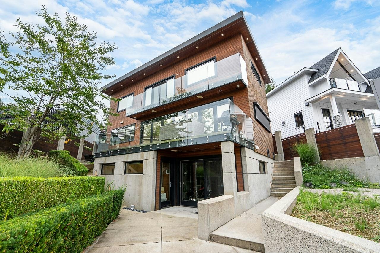 7317 Barnet Road, Burnaby, BC, V5A 1E5 - 29