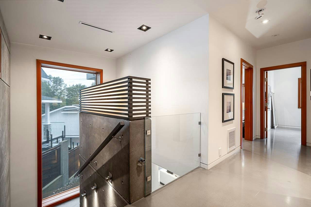 7317 Barnet Road, Burnaby, BC, V5A 1E5 - 12