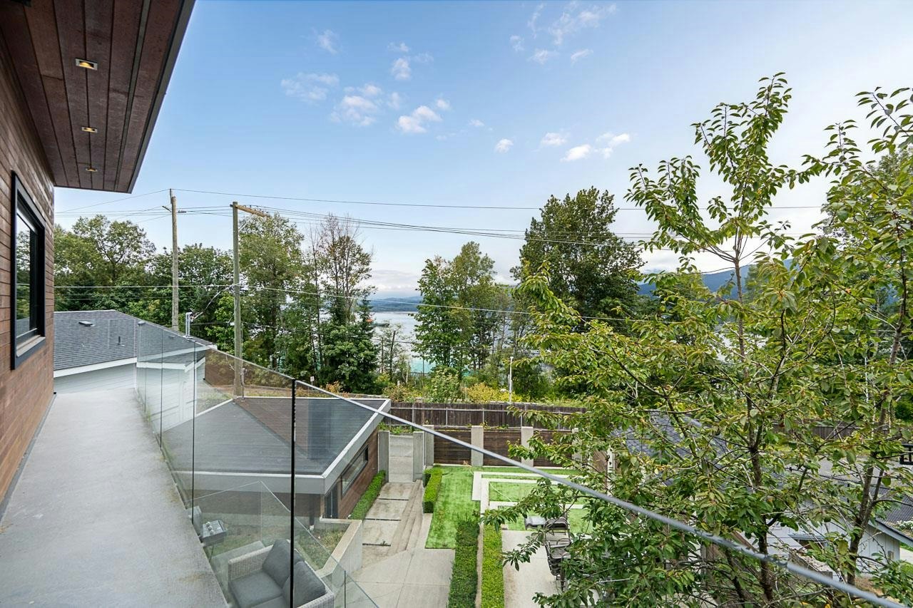 7317 Barnet Road, Burnaby, BC, V5A 1E5 - 17