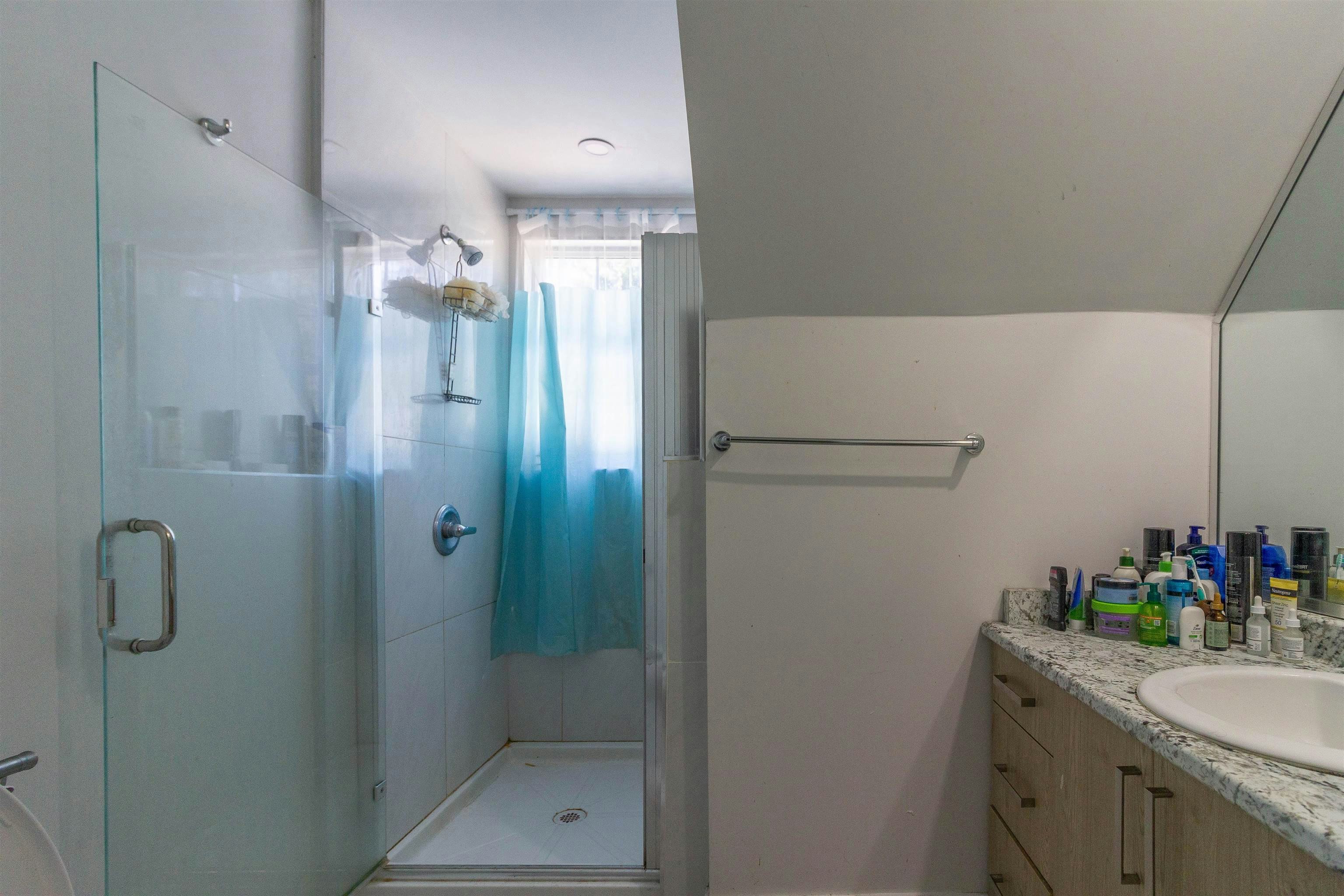 14319 55a Avenue, Surrey, BC, V3X 1B3 - 32