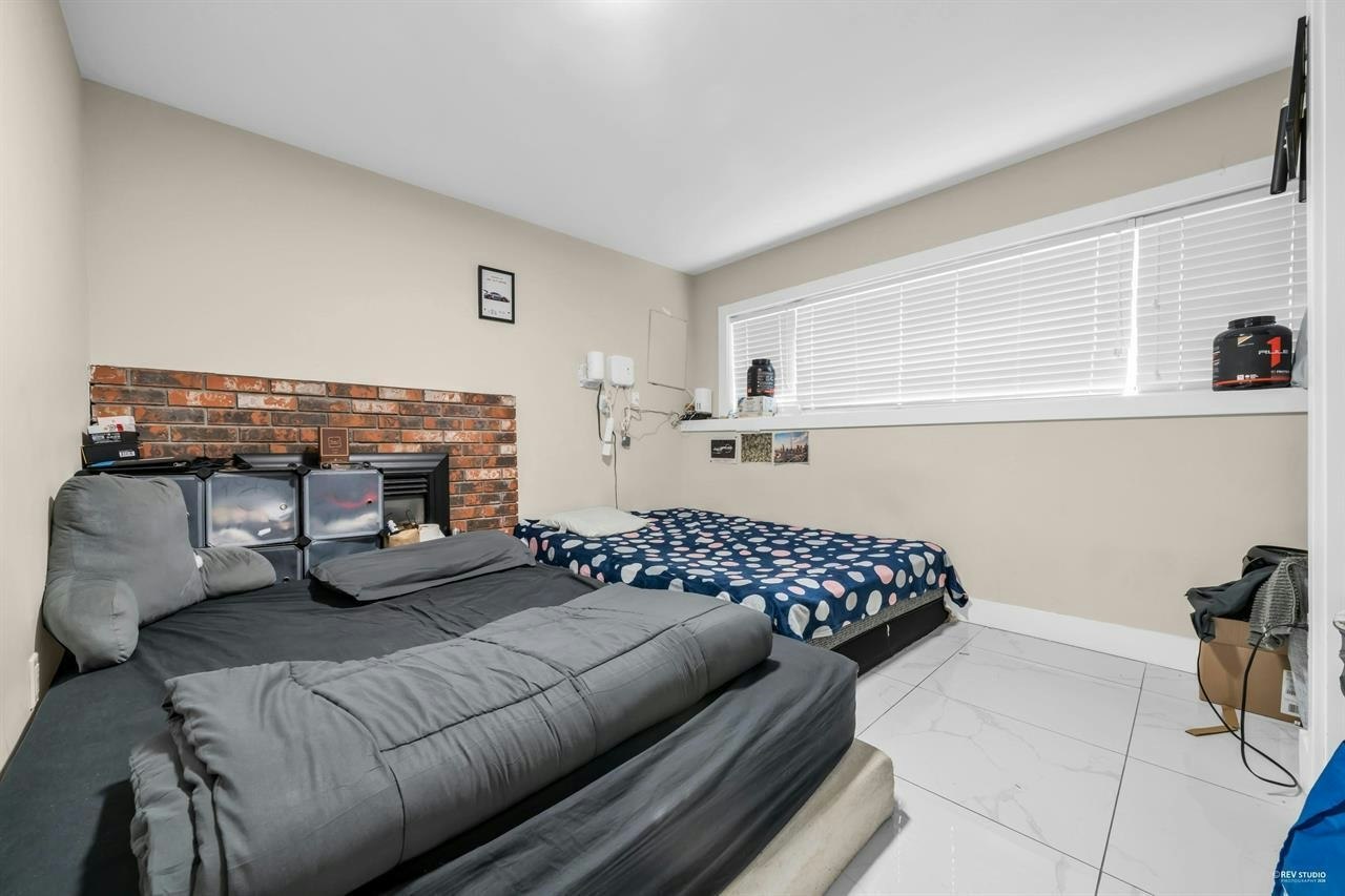 12521 Grove Crescent, Surrey, BC, V3V 2L6 - 16