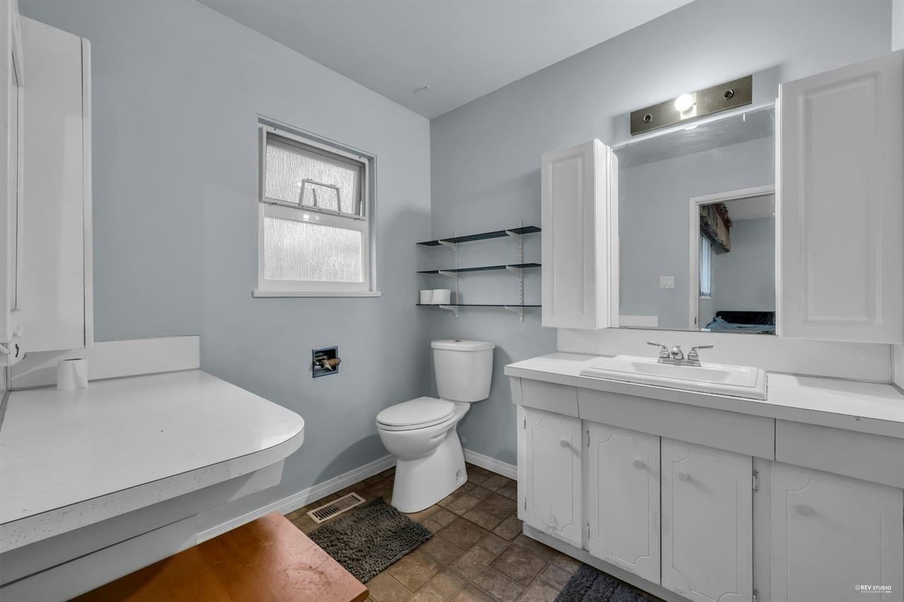 12521 Grove Crescent, Surrey, BC, V3V 2L6 - 9