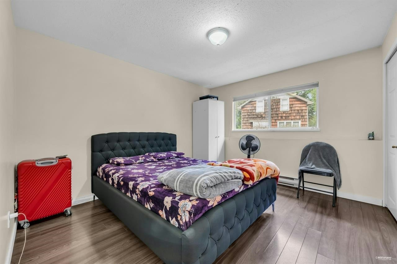 12521 Grove Crescent, Surrey, BC, V3V 2L6 - 20