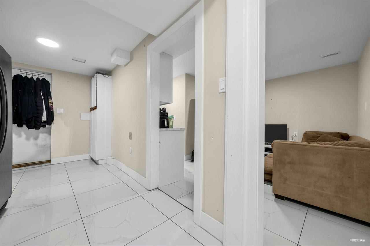 12521 Grove Crescent, Surrey, BC, V3V 2L6 - 13