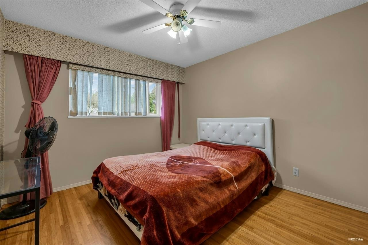 12521 Grove Crescent, Surrey, BC, V3V 2L6 - 11