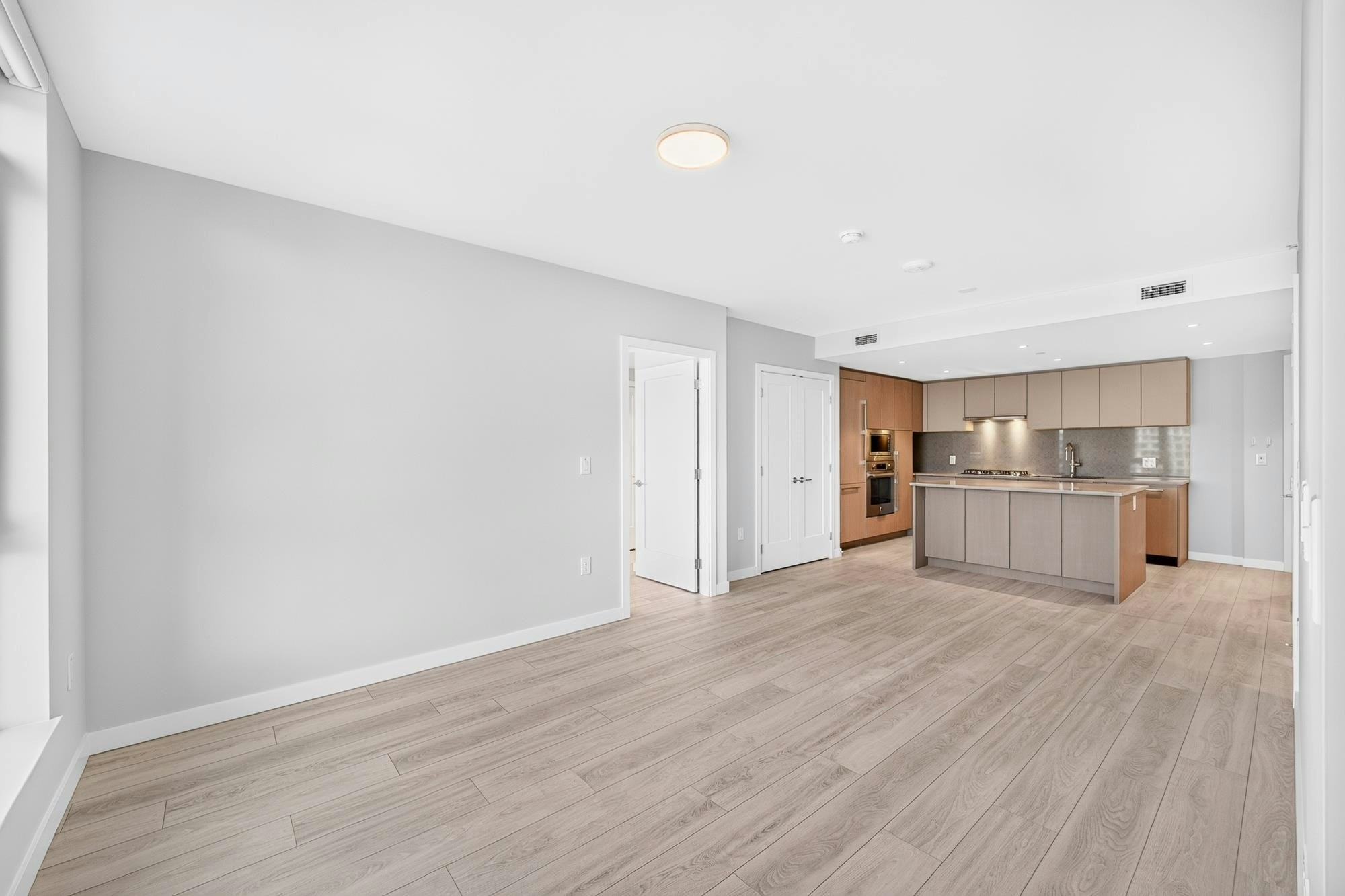 603-3588 Ketcheson Road - 2