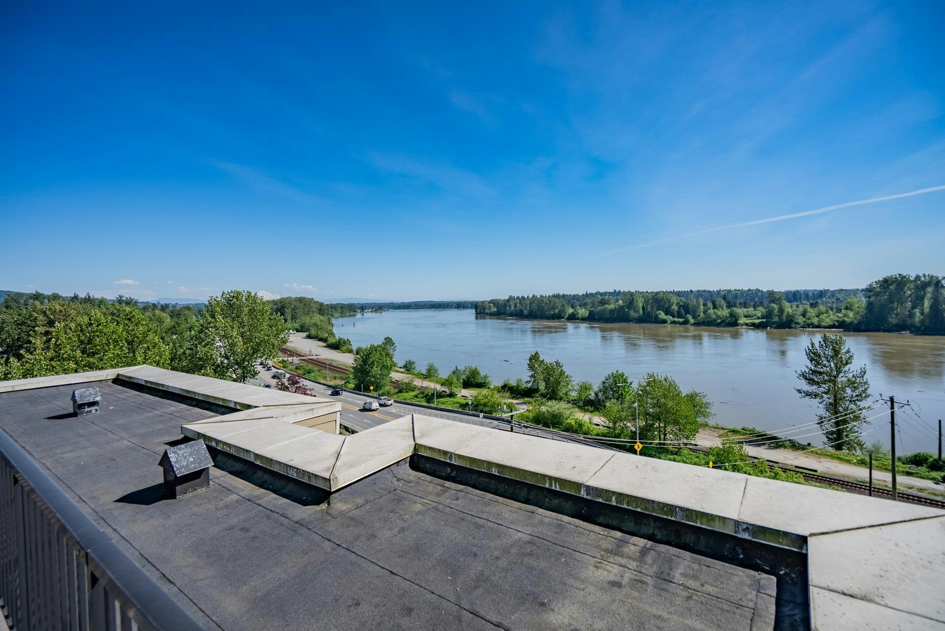 304-11566 224 Street, Maple Ridge, BC, V2X 9C9
