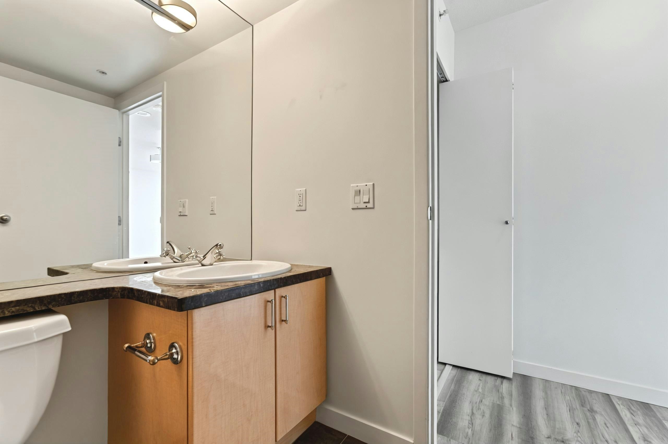 1005-193 Aquarius Mews, Vancouver, BC, V6Z 2Y3 - 30
