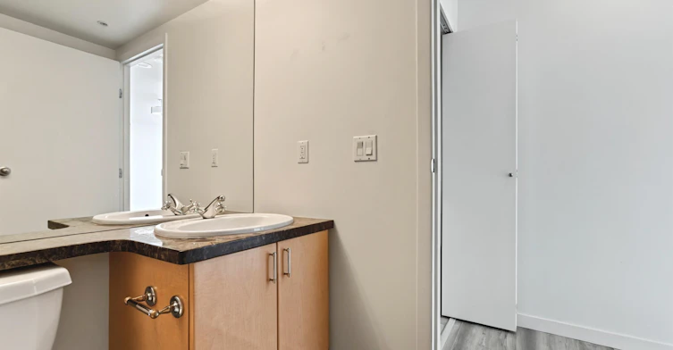 1005-193 Aquarius Mews, Vancouver, BC, V6Z 2Y3 - 30