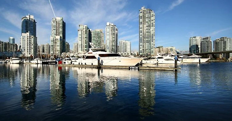 1005-193 Aquarius Mews, Vancouver, BC, V6Z 2Y3 - 2