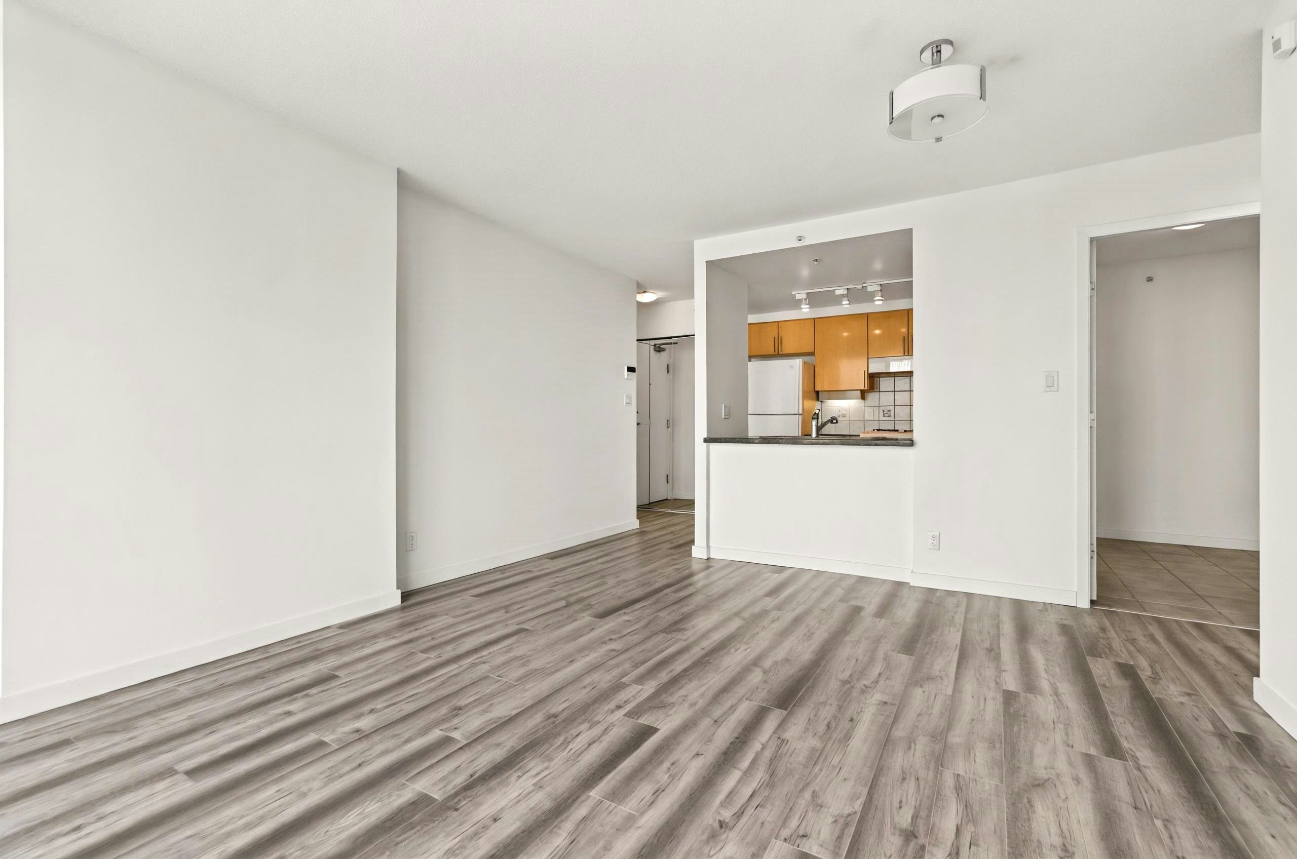 1005-193 Aquarius Mews, Vancouver, BC, V6Z 2Y3 - 11
