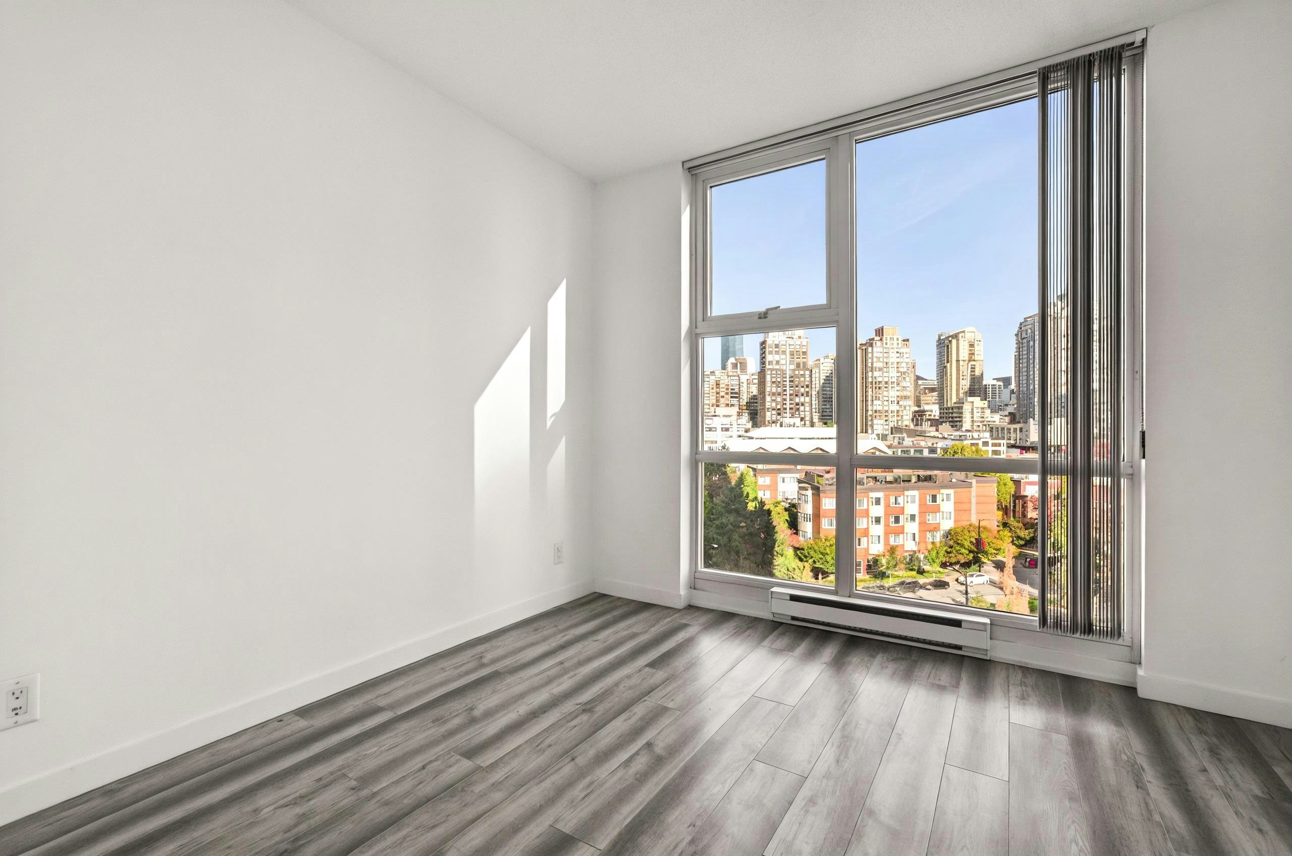 1005-193 Aquarius Mews, Vancouver, BC, V6Z 2Y3 - 27