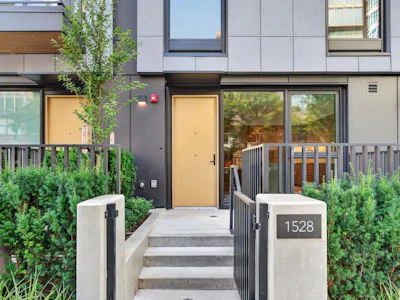 1528 W 6th Avenue - 2