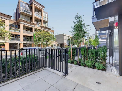 1528 W 6th Avenue - 4