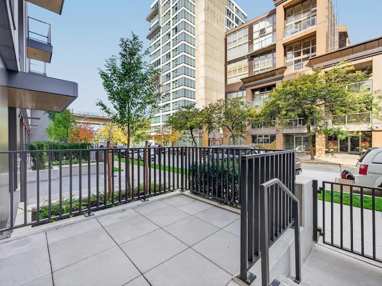 1528 W 6th Avenue, Vancouver, BC, V6J 0J9 - 4