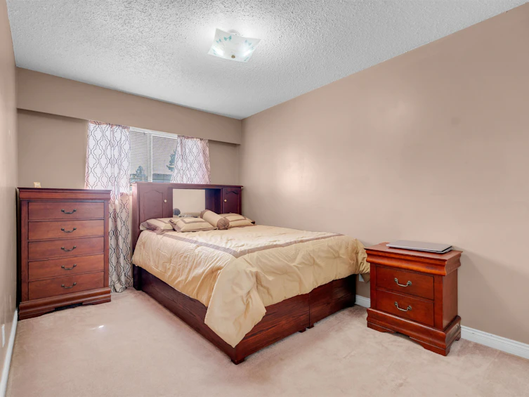 14110 72a Avenue, Surrey, BC, V3W 7M7 - 16