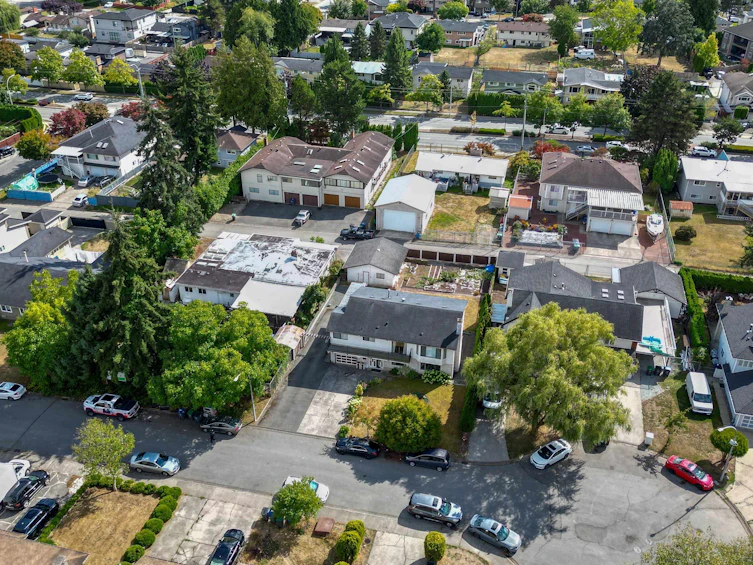 14110 72a Avenue, Surrey, BC, V3W 7M7 - 29