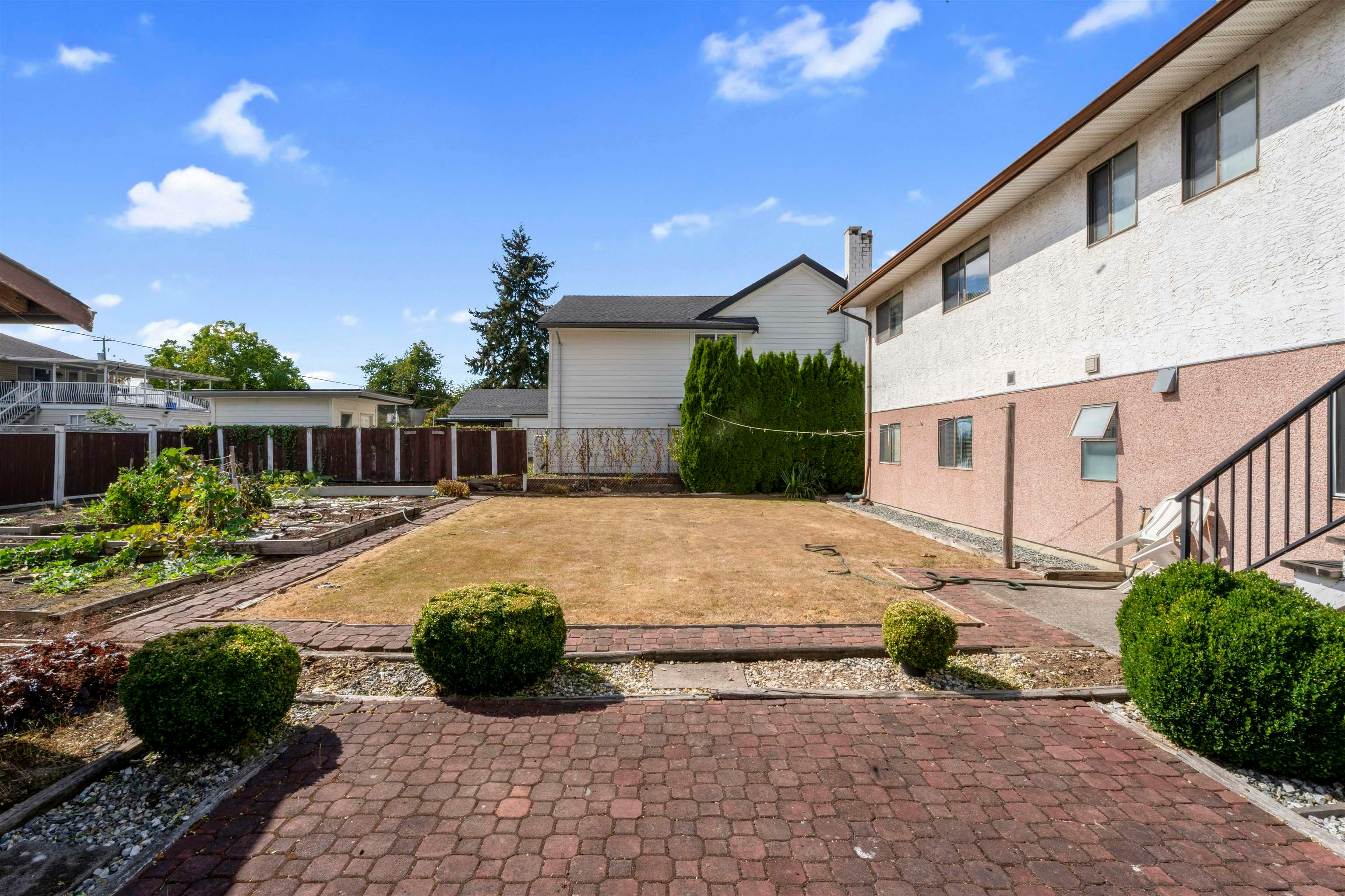 14110 72a Avenue, Surrey, BC, V3W 7M7 - 26