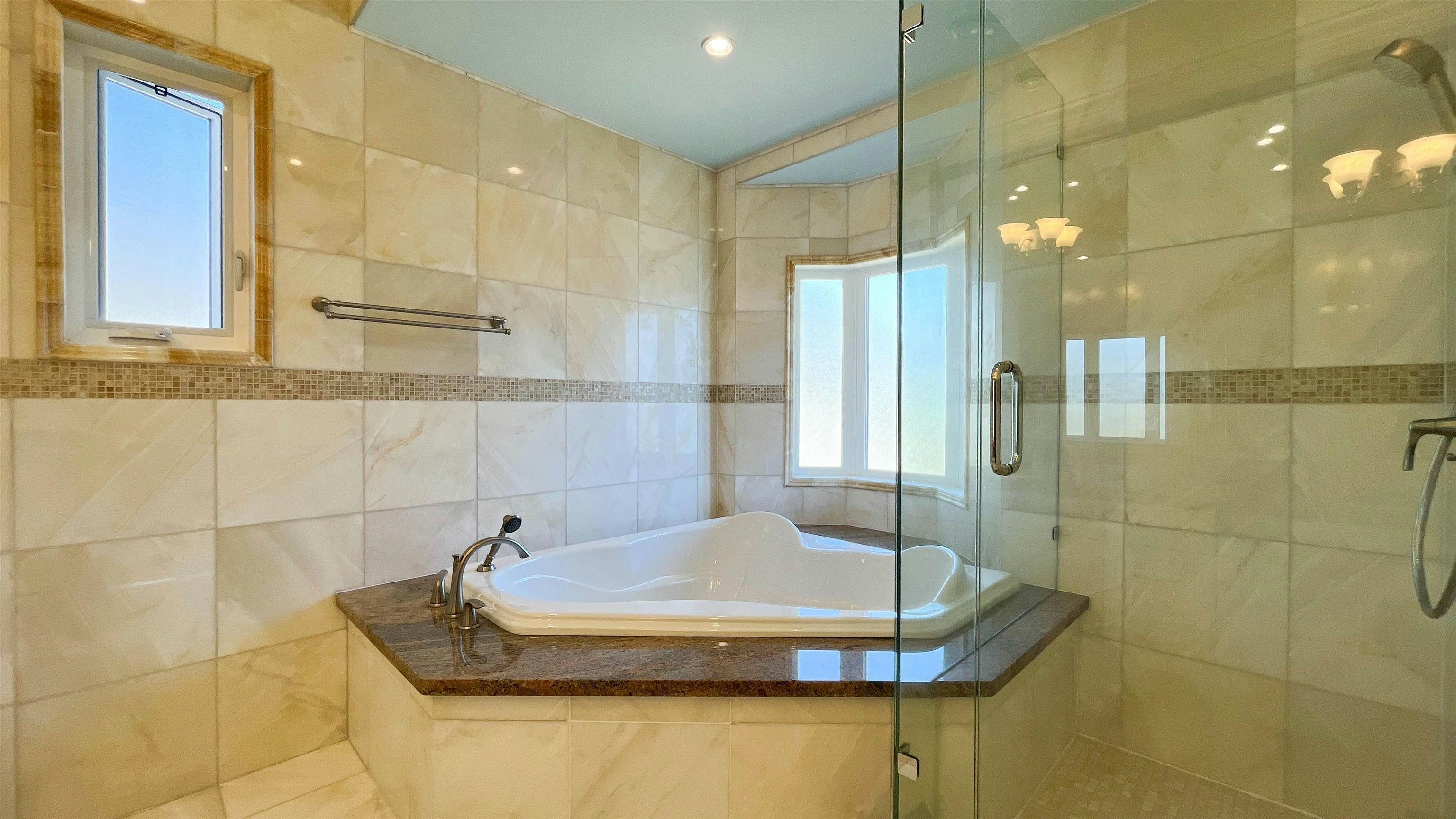 4319 Greta Street, Burnaby, BC, V5J 1N9 - 22