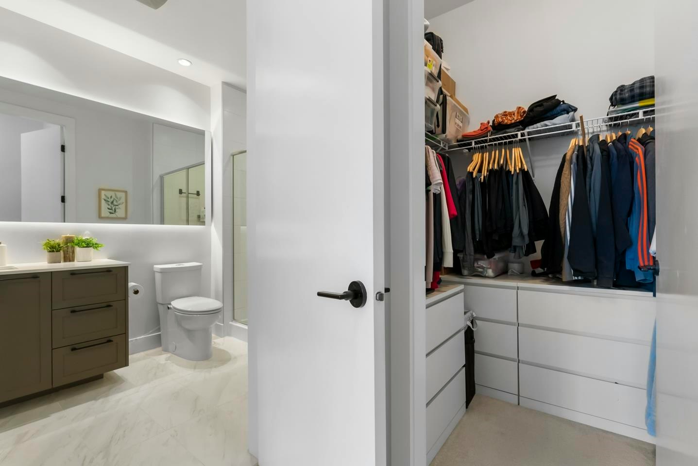 216-13933 105 Boulevard, Surrey, BC, V3T 0R6 - 16