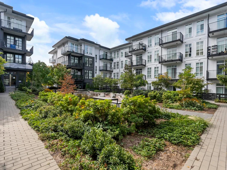216-13933 105 Boulevard, Surrey, BC, V3T 0R6 - 32