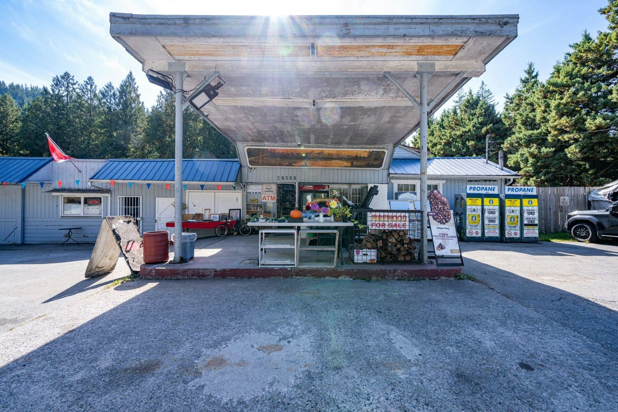 28588 Dewdney Trunk Road, Maple Ridge, BC, V2W 1M1