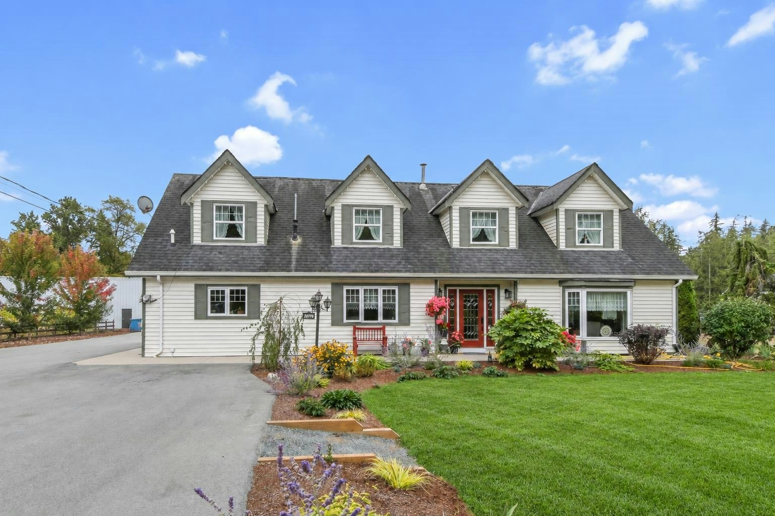 21770 40 Avenue, Langley, BC, V2Z 1N7