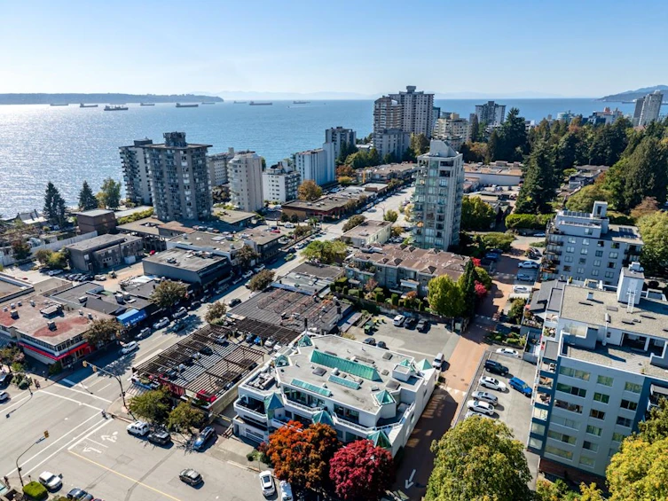 204-565 17 Street, West Vancouver, BC, V7V 3S9 - 34