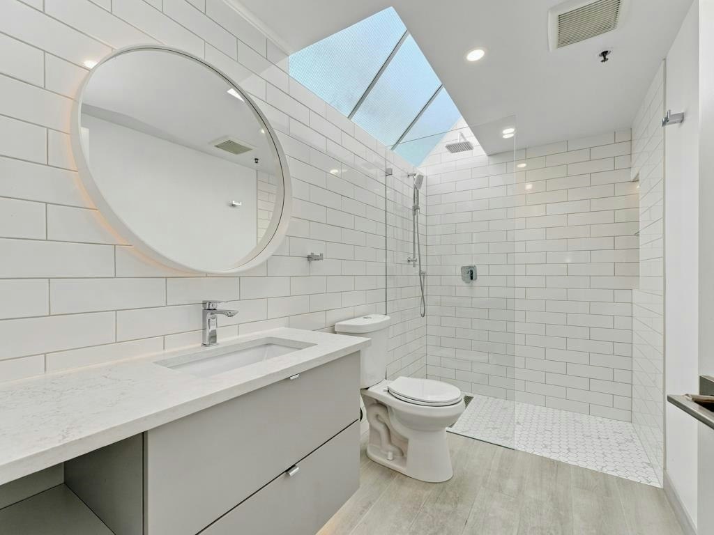 204-565 17 Street, West Vancouver, BC, V7V 3S9 - 25