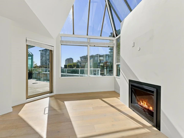 204-565 17 Street, West Vancouver, BC, V7V 3S9 - 14