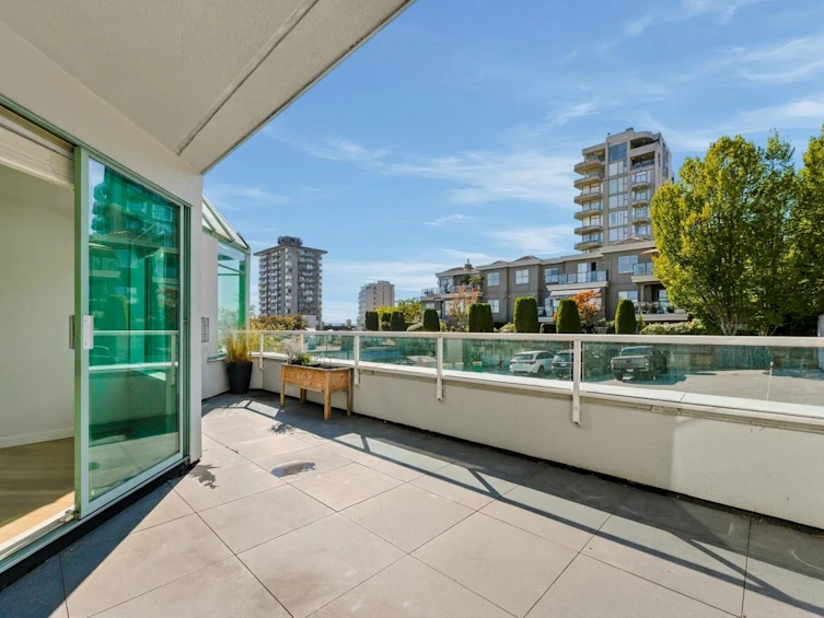 204-565 17 Street, West Vancouver, BC, V7V 3S9 - 15