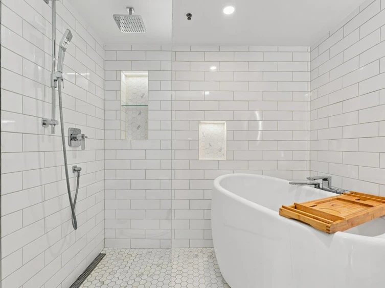 204-565 17 Street, West Vancouver, BC, V7V 3S9 - 24